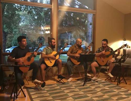 DOROTA BLUMCZYNSKA PHOTO
The Syrian Orontes Guitar Quartet performed at a Winnipeg home on Monday night with part of the proceeds going to the Canadian Council for Refugees.