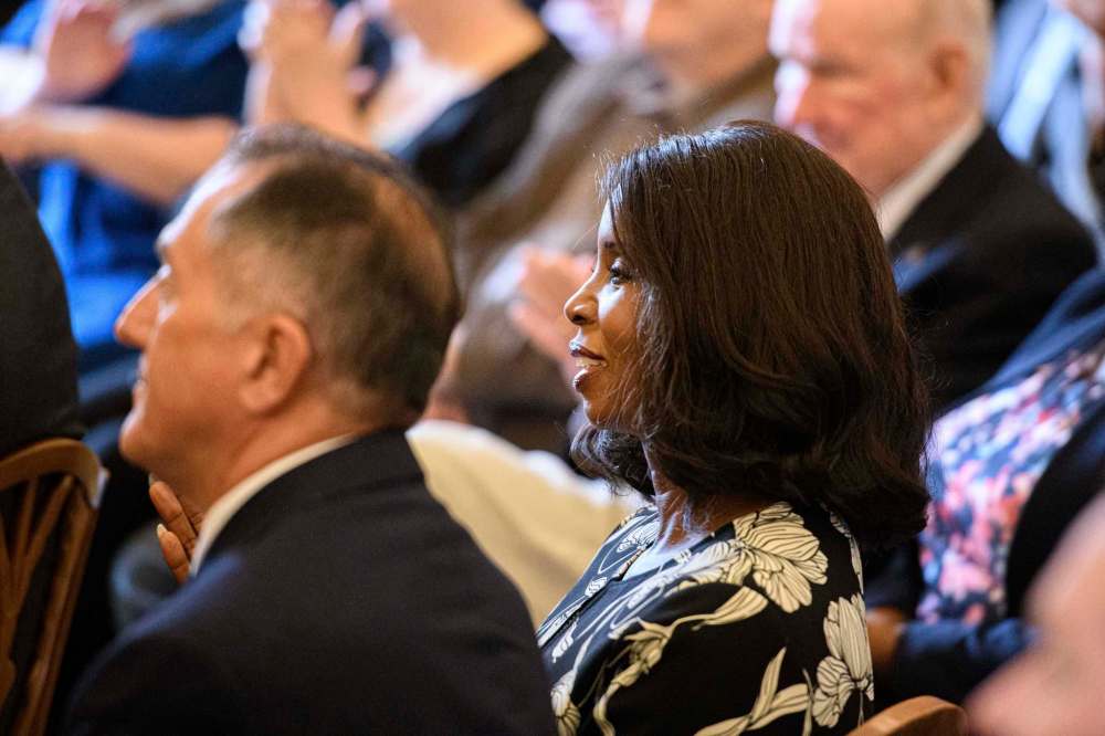 Mike Sudoma / Winnipeg Free Press
Audrey Gordon, who represents Southdale, waits to take her oath of office during the swearing-in ceremony at the Manitoba Legislative Building on Wednesday afternoon.