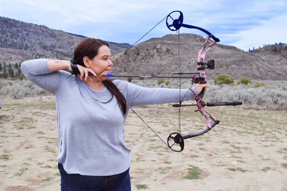 Photos by Steve MacNaull / Winnipeg Free Press
Champion archer Taylor Baptiste of the Osoyoos Indian Band practices on the sage flats in Canada’s only desert at the southern tip of British Columbia’s Okanagan Valley.