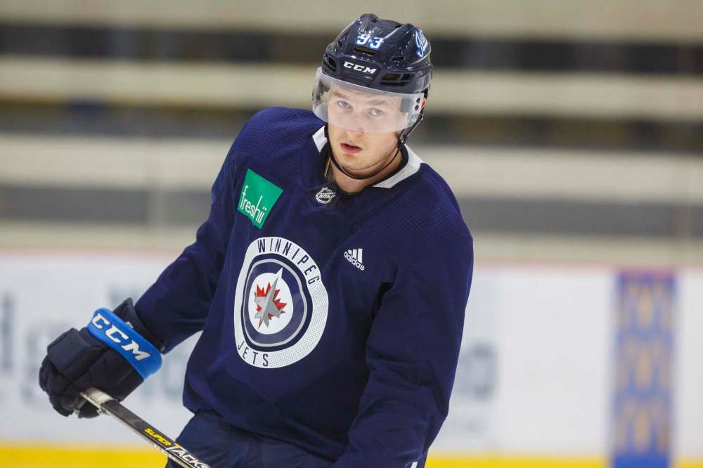 MIKE DEAL / WINNIPEG FREE PRESS FILES
Kristian Vesalainen (93) during Winnipeg Jets rookie camp at Bell MTS Iceplex earlier in September.