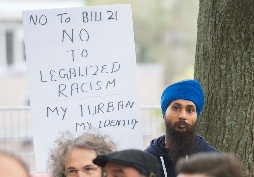 A poll last November found 70 per cent of Quebecers support barring religious symbols from the judiciary and 65 per cent want the law applied to teachers. (Graham Hughes / The Canadian Press files)