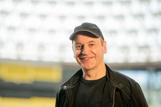 Mike Sudoma / Winnipeg Free PressComposer and producer Danny Schur started suffering serious chest pains the afternoon of Sept. 30 while playing hockey.