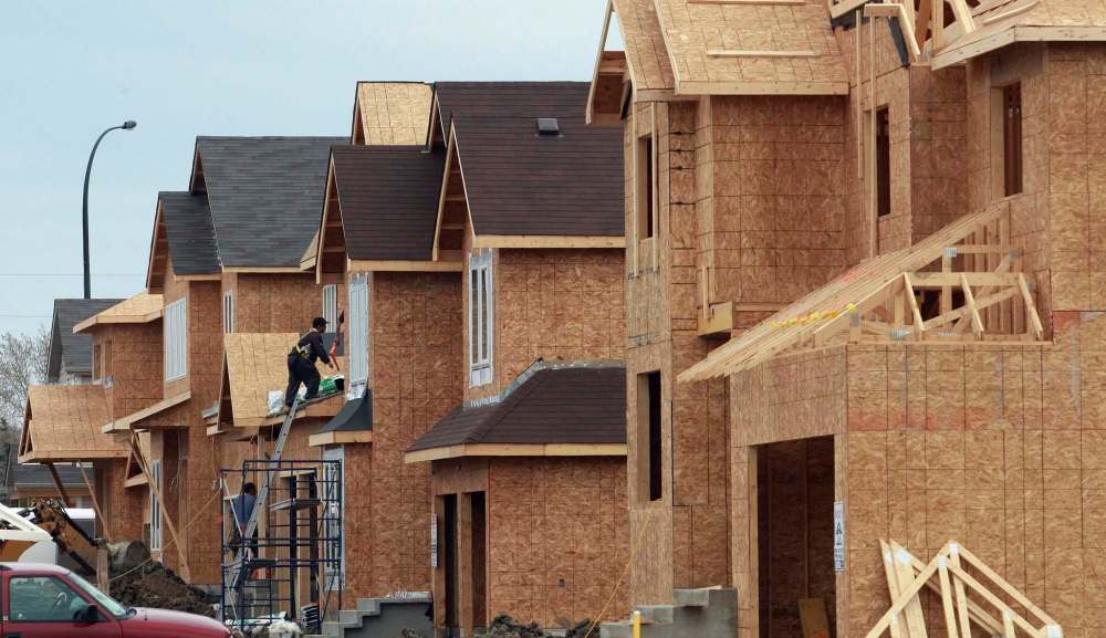 KEN GIGLIOTTI / WINNIPEG FREE PRESS FILES
Since May 1, 2017, the city has collected $26.7 million in impact fee for new-home construction on the suburban edge.