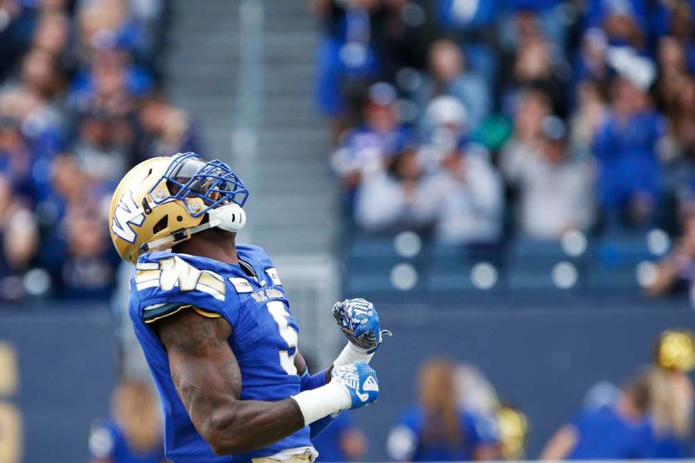 John Woods / The Canadian Press files
Winnipeg Blue Bombers defender Willie Jefferson doesn’t care about what the odds makers think about the Bombers chances against the Stampeders on Sunday.