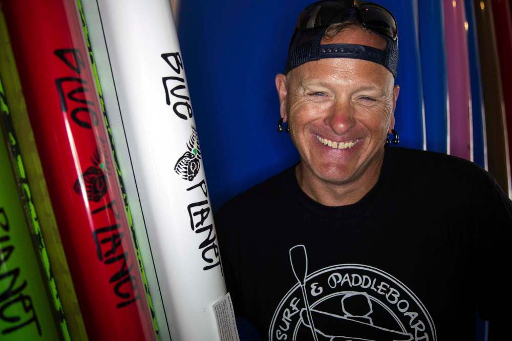 MIKE DEAL / WINNIPEG FREE PRESS
Scott Hopper, owner of the Hardcore Surf & Paddleboard Company, is simply known as ‘Hopper’ to all.