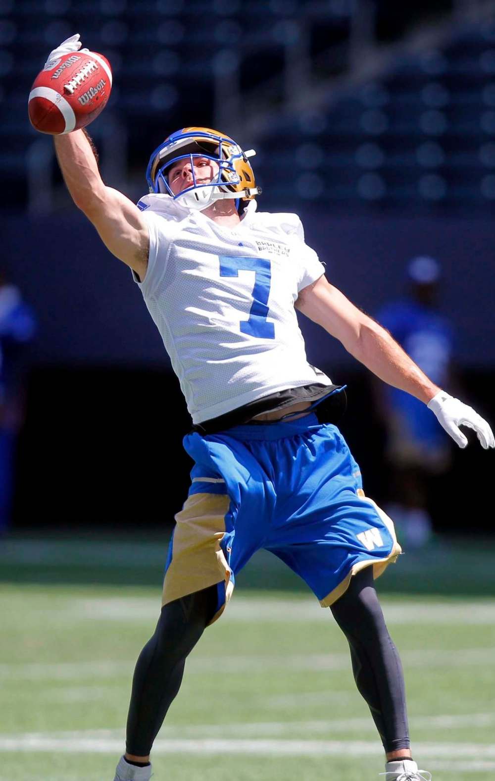 BORIS MINKEVICH / WINNIPEG FREE PRESS
Weston Dressler played sparingly in two pre-season games and lasted eight plays in the regular-season opener against Montreal.