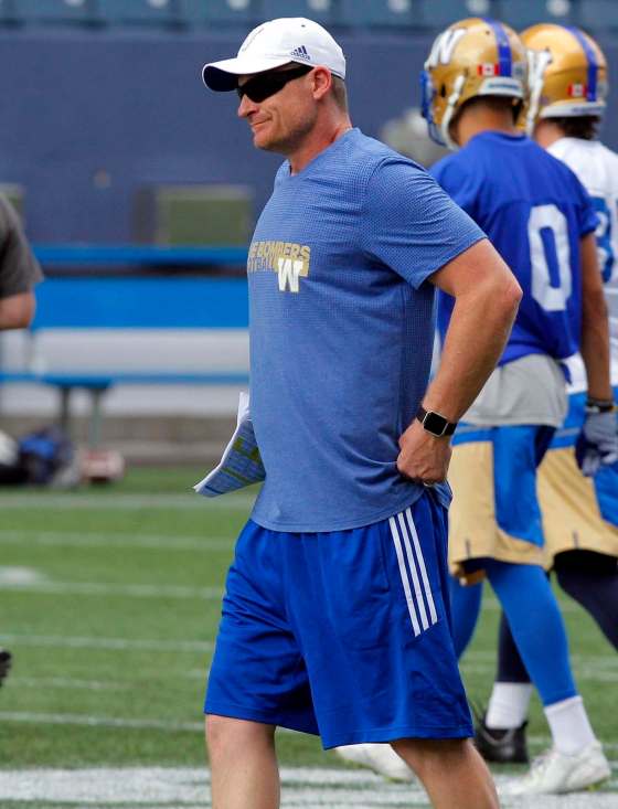 BORIS MINKEVICH / WINNIPEG FREE PRESS FILESWinnipeg Blue Bombers coach Mike O'Shea