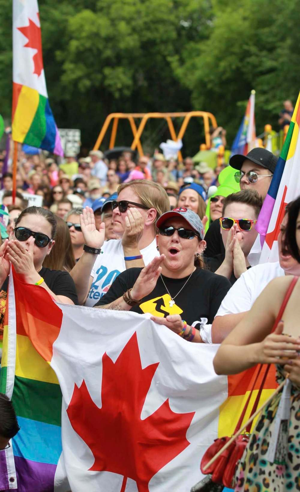 RUTH BONNEVILLE / WINNIPEG FREE PRESS
Thousands gathered at Friesen Park in Steinbach to celebrate the city's first ever Pride march, Saturday.