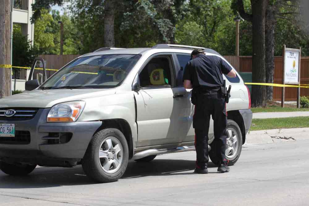Pedestrian hit at ‘dangerous’ crossing – Winnipeg Free Press