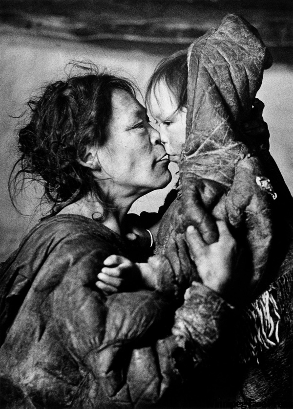 Richard Harrington’s iconic photo of a mother and son rubbing noses taken in Padlei, NWT, in 1950.