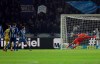 Dortmund's Marco Reus, left, scores his side's 3rd goal during the German Bundesliga soccer match between Hertha BSC Berlin and Borussia Dortmund in Berlin, Germany, Saturday, March 16, 2019. (AP Photo/Michael Sohn)