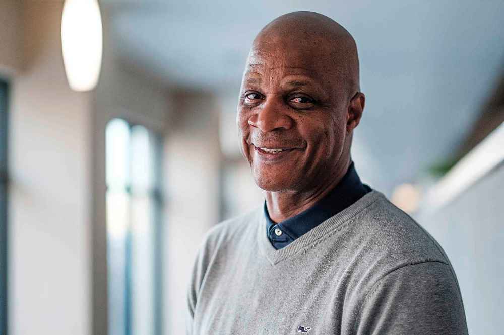 Daniel Crump / Winnipeg Free Press
Former Major League Baseball player Darryl Strawberry has experienced some of life's highest highs and lowest lows. Now an ordained minister, Strawberry spends his time preaching.