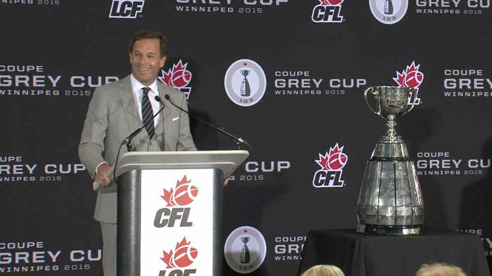 Tyler Walsh / Winnipeg Free Press
Mark Cohon, commissioner of the Canadian Football League, announces the 2015 Winnipeg Grey Cup hosting at Investors Group Field in Winnipeg on Wednesday.