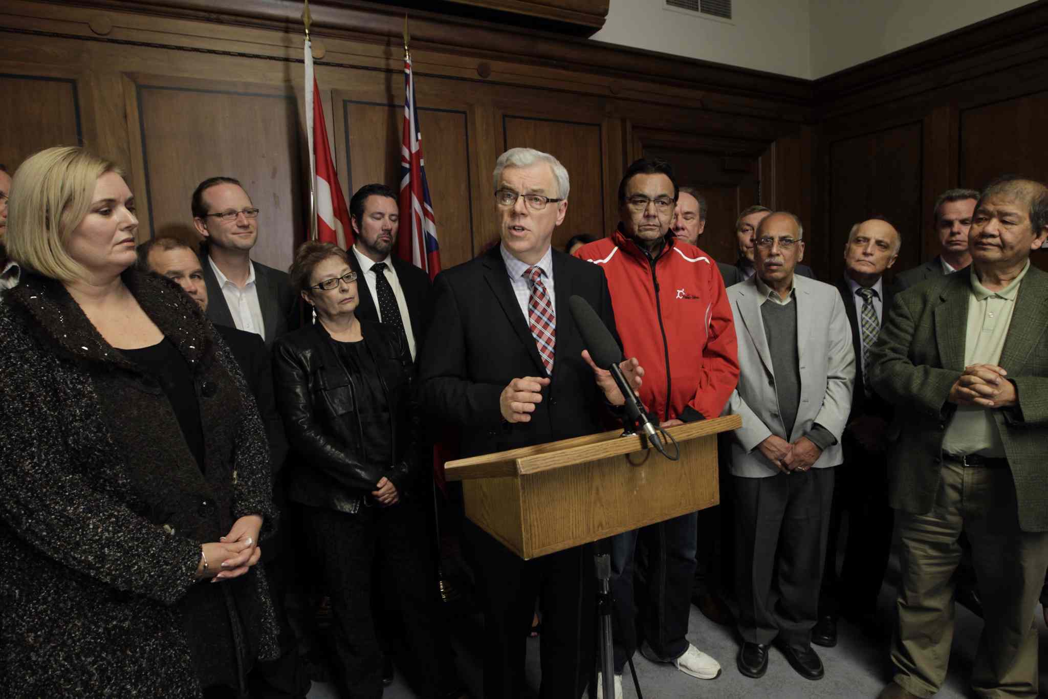 Gordon Selinger Selinger staying on as leader – Winnipeg Free Press