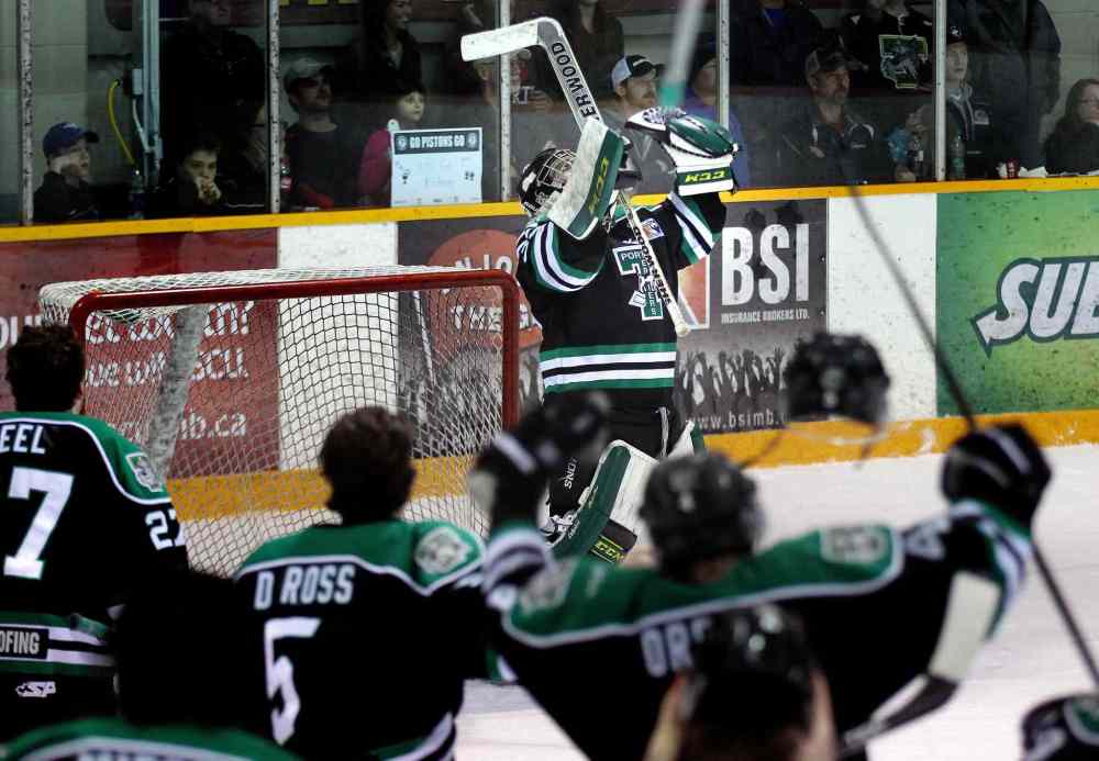 PHIL HOSSACK / WINNIPEG FREE PRESS FILES
Portage Terriers netminder #35 Justin Laforest thanks his higher power after the Terriers prevailed 4-3 over the Steinbach Pistons.