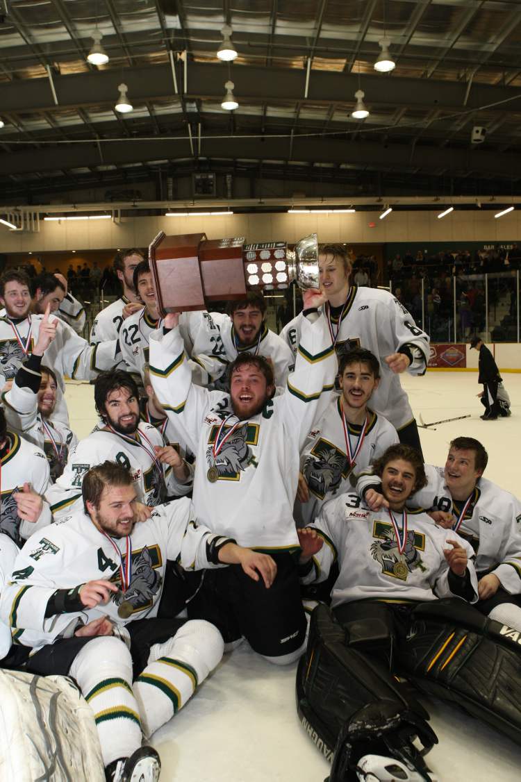 DAVE DARICHUK
Portage Terriers captain Cody More hoists the ANAVET Cup in 2011. A new junior A hockey regional championship tournament, the Western Canada Cup, will replace the former ANAVET Cup and the Doyle Cup.