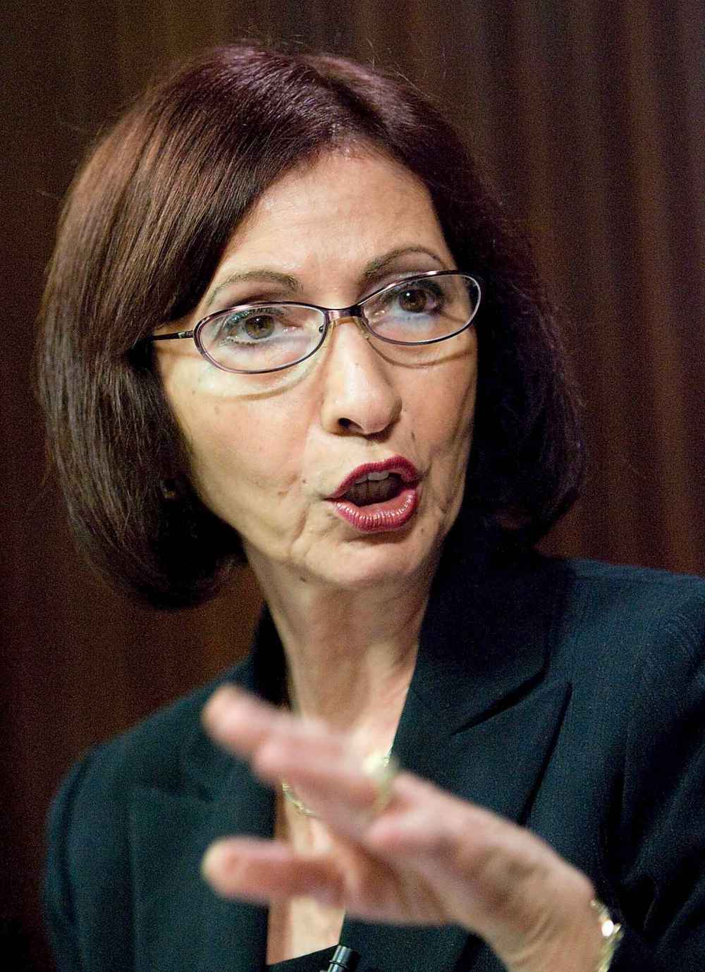 Tyler Anderson/ National Post Files
Former privacy commissioner for the province of Ontario Ann Cavoukian says political text messages and robo-calls are intrusive and should be regulated.