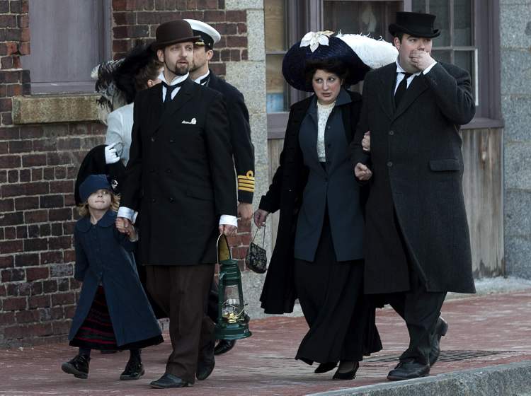 CP
Actors in period costumes participate in a commemorative event in Halifax to mark the 100th anniversary of the sinking of RMS Titanic on Saturday, April 14, 2011.