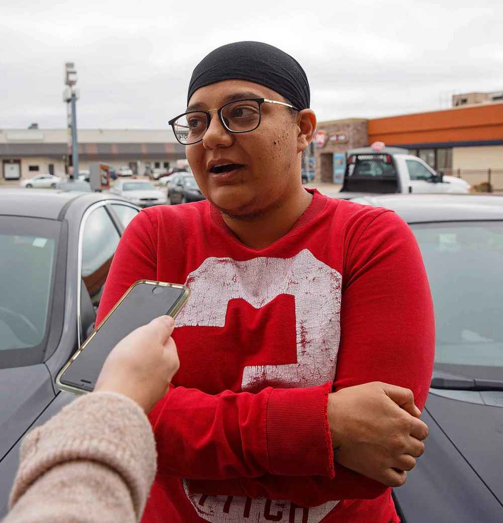 MIKE DEAL / WINNIPEG FREE PRESS
Originally from India, Gurcharanjit Kaur, 29, has been living in Canada for the last ten years and plans on voting in the upcoming election.