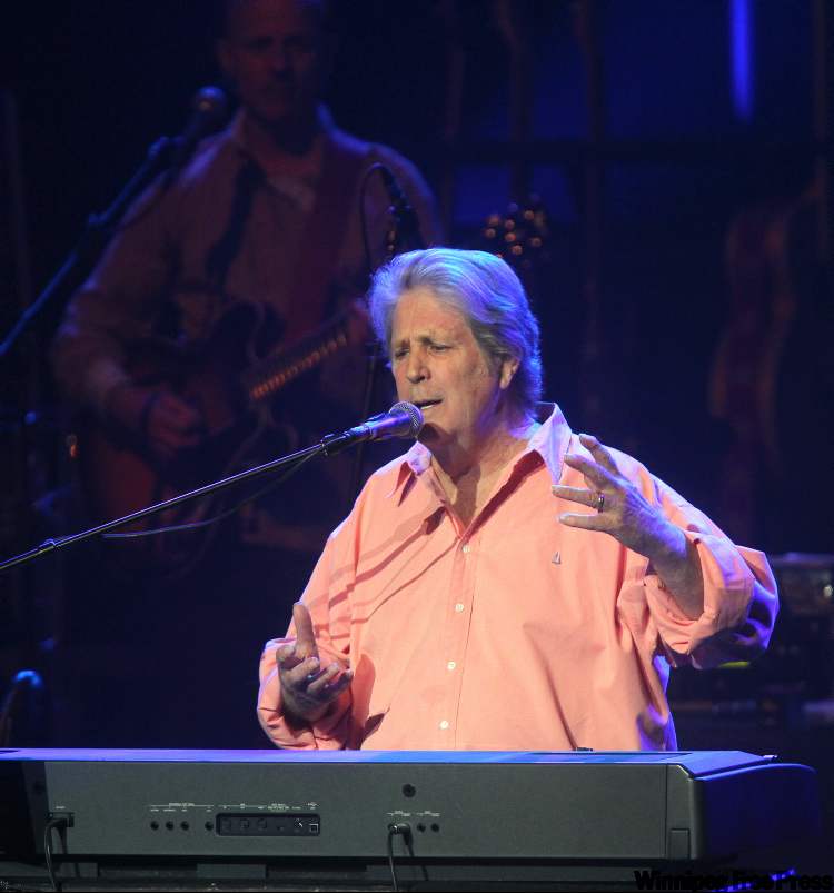 Brian Wilson performs at the Pantages Playhouse Theatre in Winnipeg as part of Jazz Fest in 2011. (Phil Hossack / Free Press files)