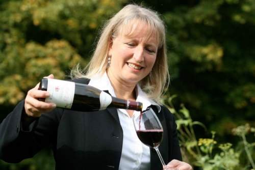 Michel Lafleur / The Canadian Press archives
Sommelier Veronique Rivest pours a glass of red wine in this 2008 file photo in Chelsea, Que. Rivest placed second at a worldwide sommelier competition that wrapped up Friday in Tokyo, Japan.