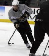 MIKE.APORIUS@FREEPRESS.MB.CA
Eric Walsky drops back with the puck during an optional skate Thursday for the Manitoba Moose.