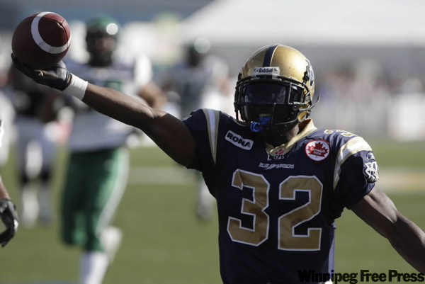 TREVOR HAGAN / WINNIPEG FREE PRESS
Bombers' RB Fred Reid celebrates after scoring in the first quarter against the Riders.