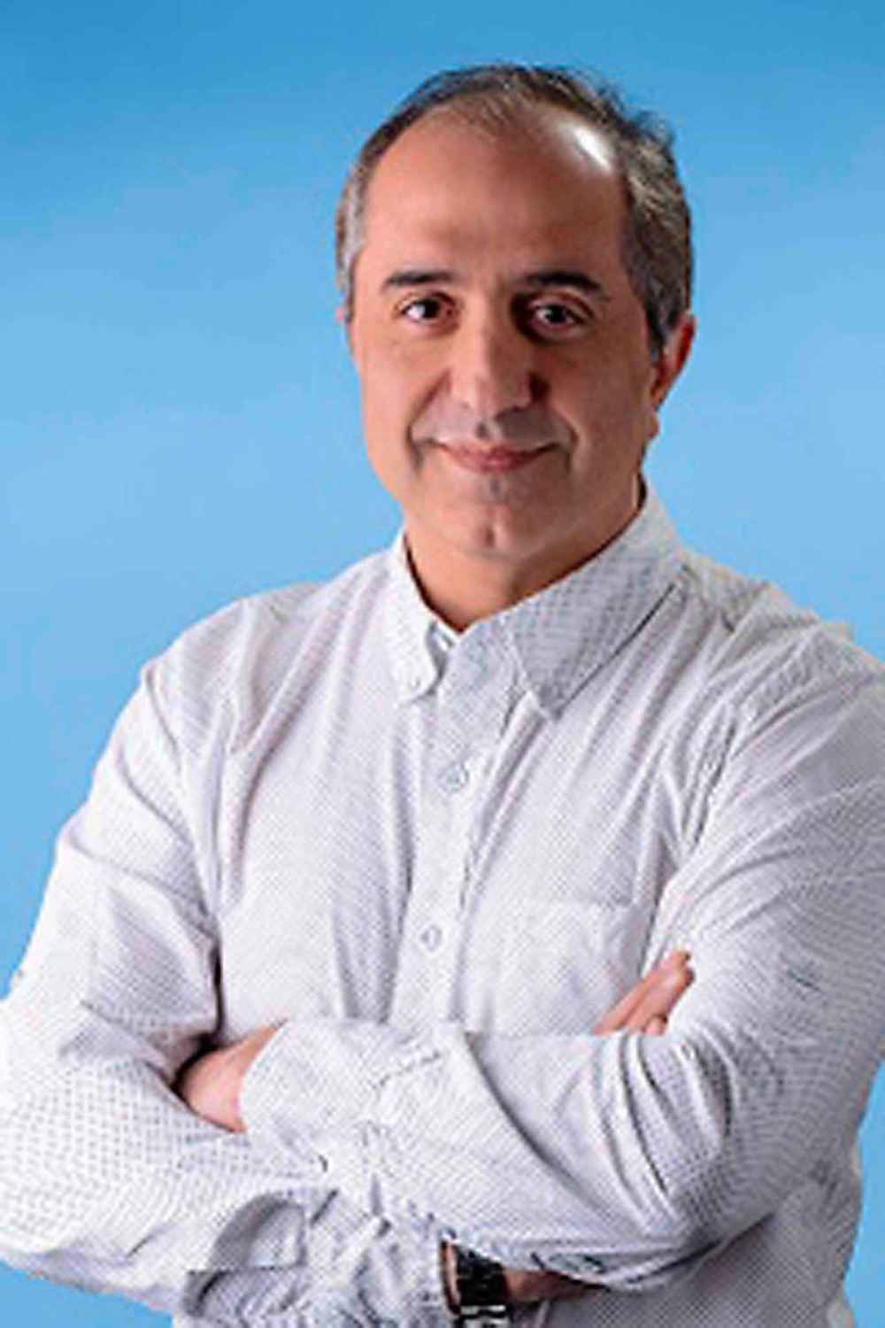 Dr Amir Houshang Mazhariravesh.