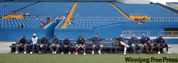 PHIL.HOSSACK@FREEPRESS.MB.CA
These lucky veterans get a break from the grind and take a breather while newcomers and rookies slug it out on the field.