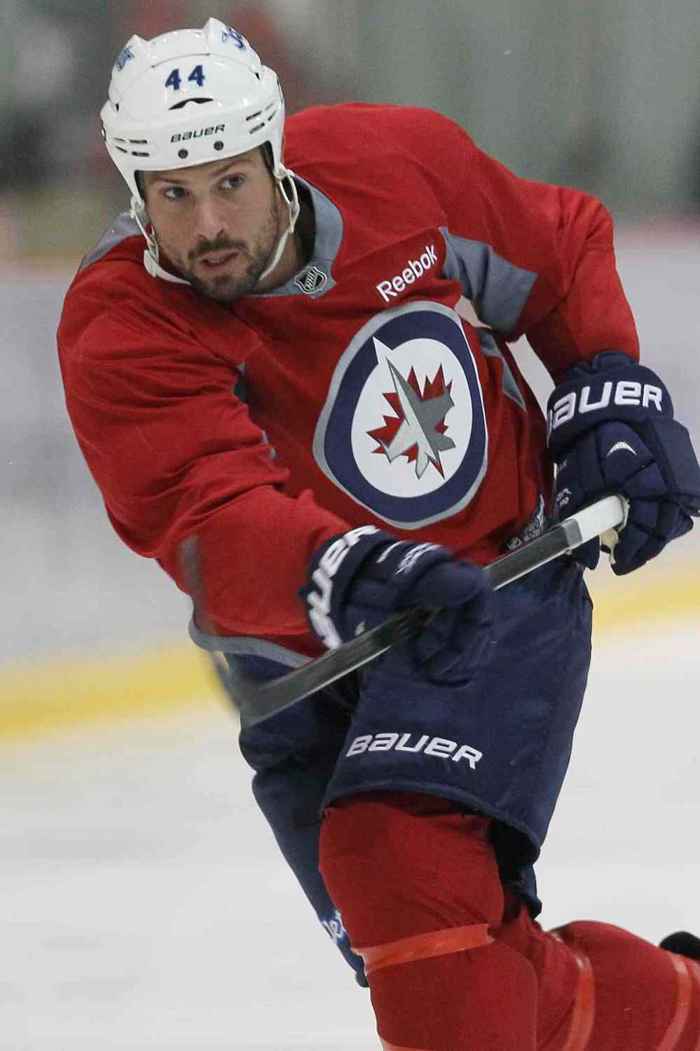 John Woods / Winnipeg Free Press
Jets defenseman Zach Bogosian wasn't his best against the Minnesota Wild.