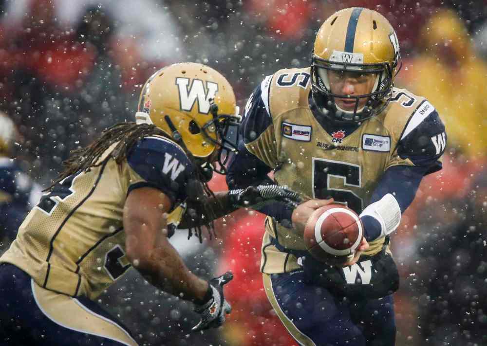 Jeff McIntosh / Canadian Press files
Quarterback Drew Willy, right, will now compete against fellow nominees from other teams to be named a West Division all-star.
