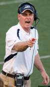 DAVID LIPNOWSKI / WINNIPEG FREE PRESS
Coach Paul LaPolice finally has something to celebrate.