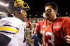 TREVOR.HAGAN@FREEPRESS.MB.CA
Michael Bishop speaks with Anthony Calvillo after the Bombers suffered a one-sided loss at home.
