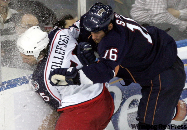 Nearly Half Of Amateur Hockey Players Suffer Concussions Survey 
