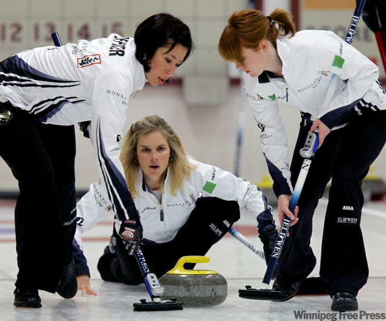 Manitoba curlers will cash in tonight Winnipeg Free Press