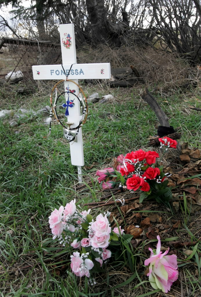 WAYNE GLOWACKI / WINNIPEG FREE PRESS ARCHIVES
Fonassa’s slaying sparked calls for a task force. Memorial marks where her body was found