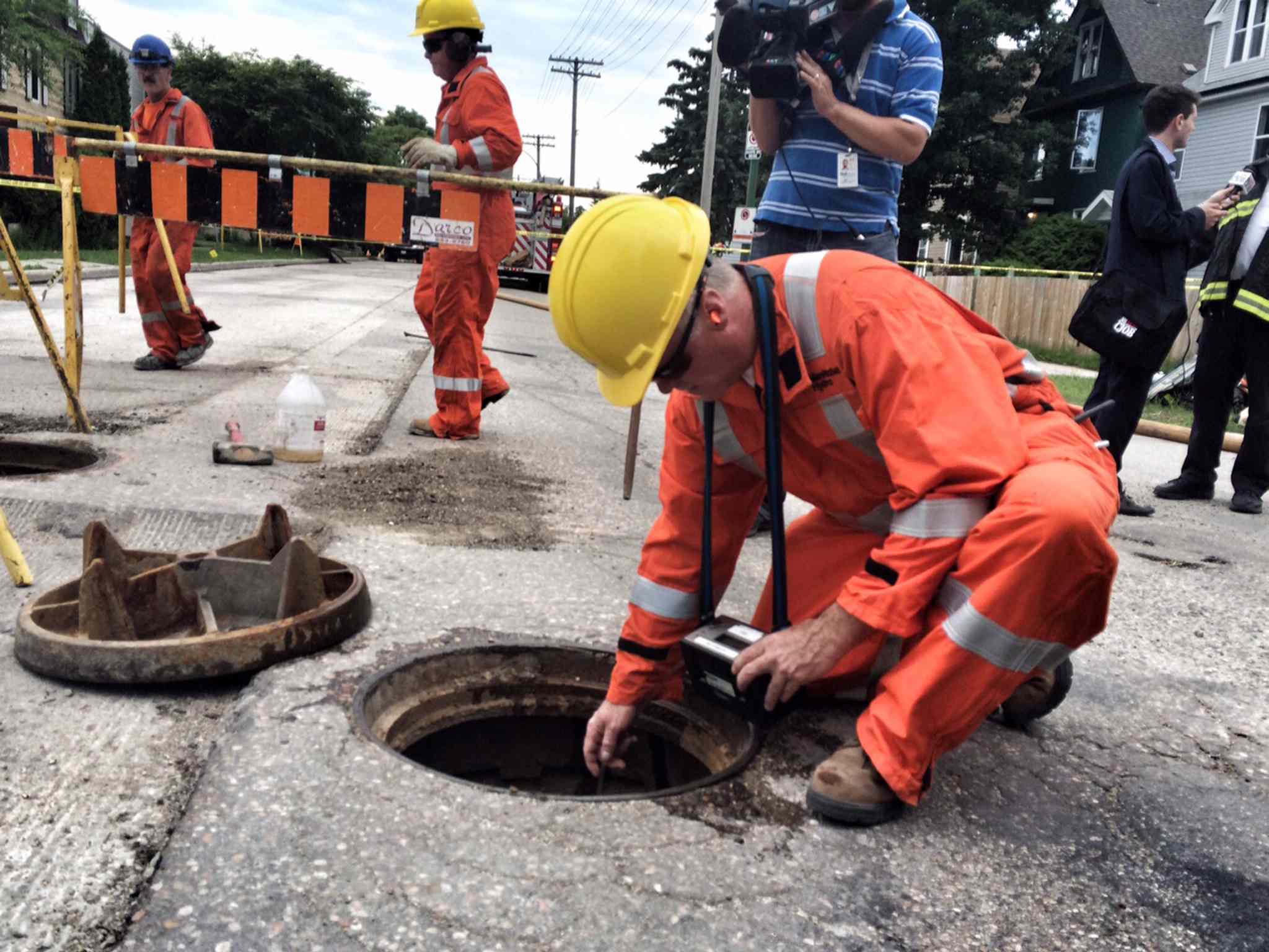 Homes evacuated in St. B after gas line cut Winnipeg Free Press