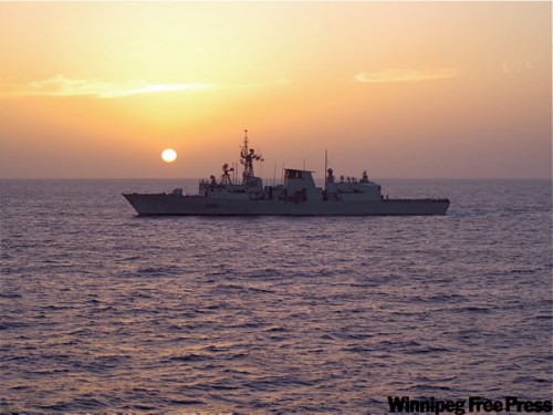 DAN LETT / WINNIPEG FREE PRESS
HMCS Winnipeg at sunset in the Gulf of Aden.