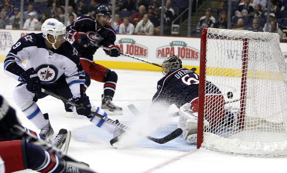 BORIS MINKEVICH / WINNIPEG FREE PRESS
First goal by Evander Kane in the second period in Columbus.