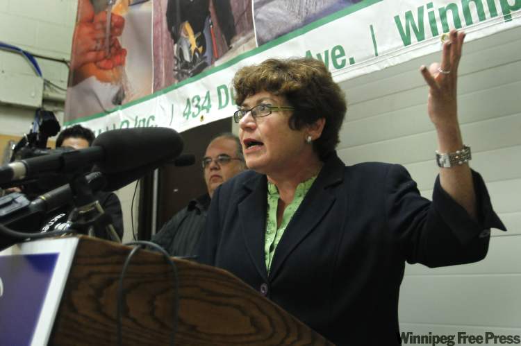 WAYNE.GLOWACKI@FREEPRESS.MB.CA
Judy Wasylycia-Leis has pledged to create 120 job-training positions over the next four years.