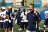 TREVOR.HAGAN@FREEPRESS.MB.CA
Blue Bomber director of player personnel John Murphy will talk your head off, put it back on and talk it off again, just while saying hello.