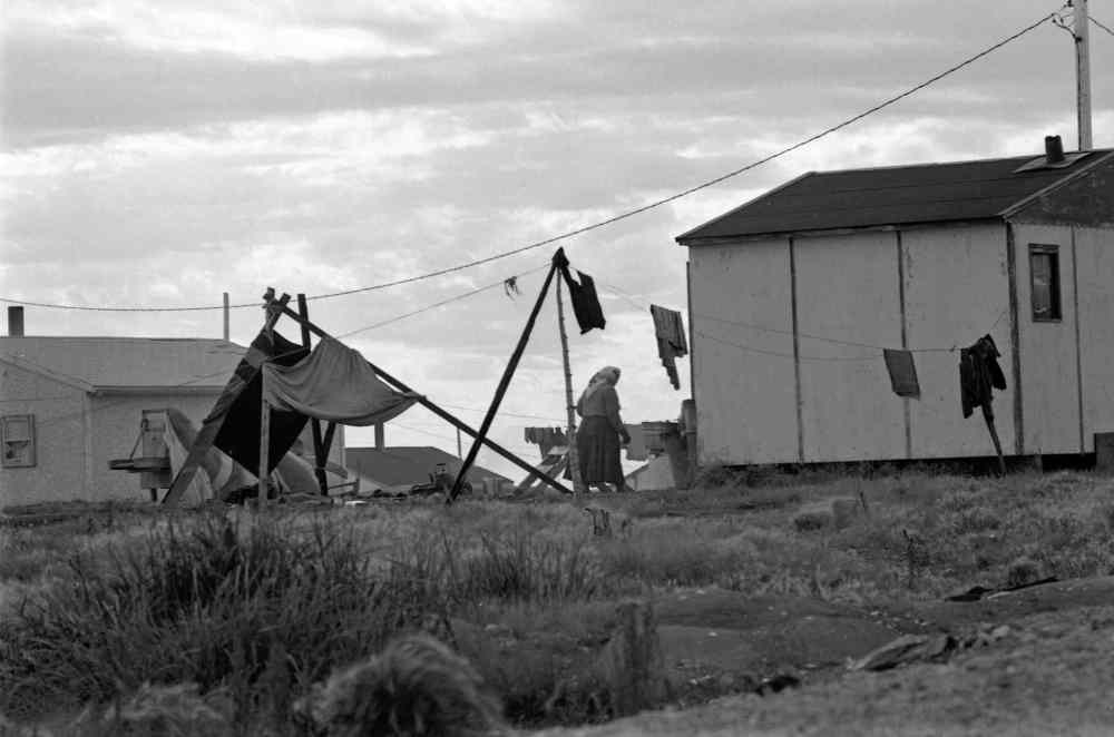 WILLIAM KOOLAGE PHOTO
Sayisi Dene in Churchill Camp 10, 1966