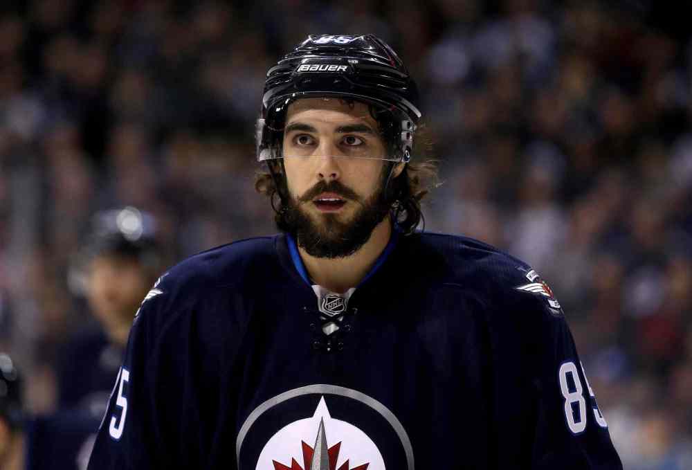 Trevor Hagan / The Canadian Press
Winnipeg Jets' Mathieu Perreault (85) scored two goals in the first period against the Florida Panthers Tuesday night and a total of four in the game.