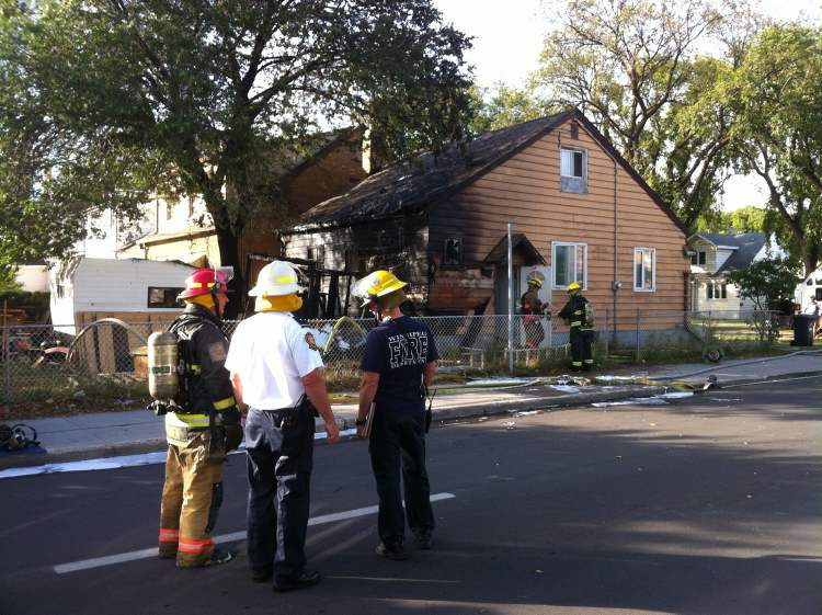Family escapes house fire – Winnipeg Free Press
