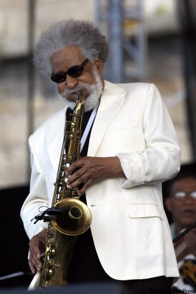 CP
Sonny Rollins performs at the Newport Jazz Festival at Fort Adams State Park in Newport, R.I. in 2008. Rollins will open this year's Winnipeg Jazz Festival.
