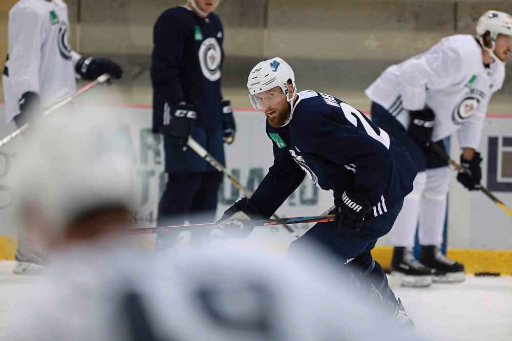 Blake Wheeler at Jets practice on Tuesday, after signing a five-year contract extension with the team. (Ruth Bonneville / Winnipeg Free Press)
