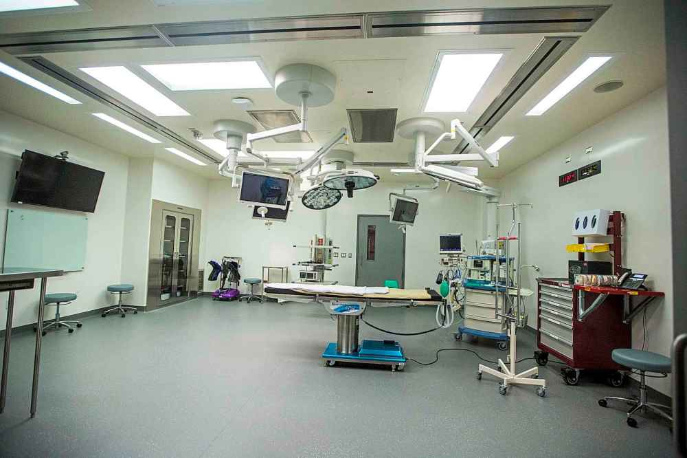 MIKAELA MACKENZIE / WINNIPEG FREE PRESS FILES
An operating room at the new HSC Women’s Hospital.