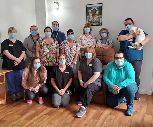 Quebec seniors home staff locks down with residents for second time