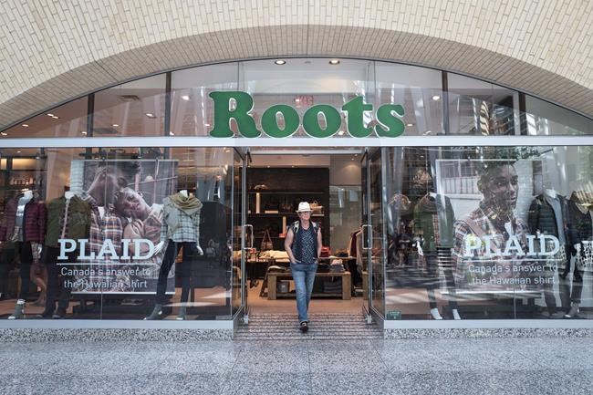 The storefront of a Roots location in Toronto is pictured on Thursday, September 14, 2017. THE CANADIAN PRESS/Chris Young