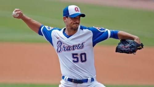 Atlanta Braves pitcher Charlie Morton works against the Milwaukee Brewers during the first inning of a baseball game Sunday, Aug. 1, 2021, in Atlanta. (AP Photo/Ben Margot)